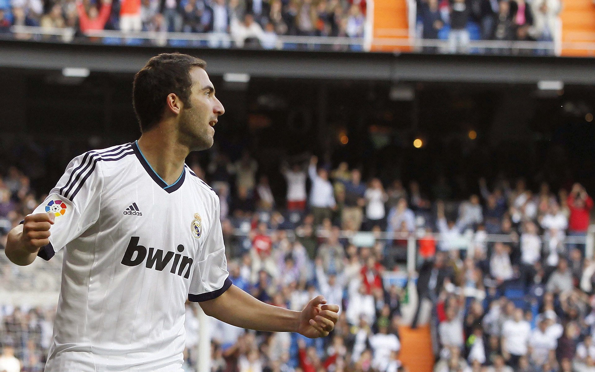 霍勒迪爆发砍35分，浙江队强势攻陷湖人主场