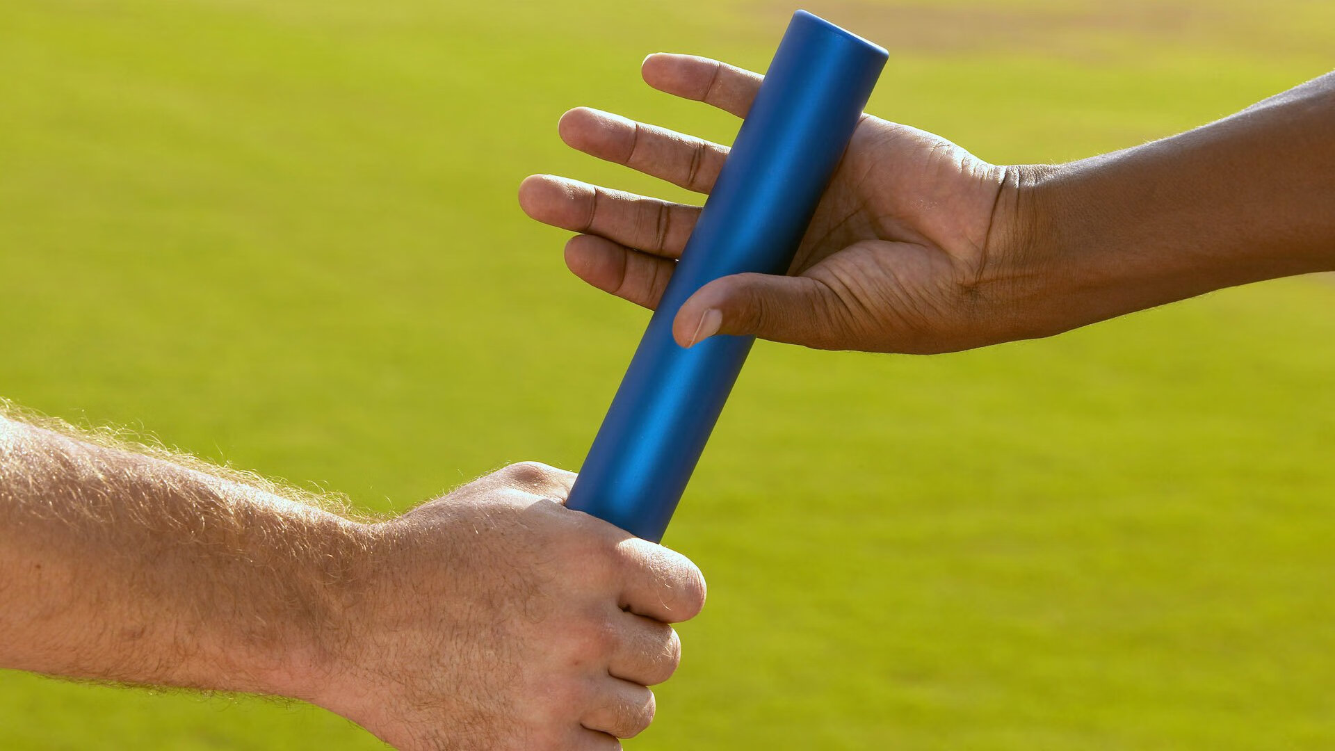 卡马文加节奏完全掌控,乌拉圭压制丹麦,一场战术与意志的胜利