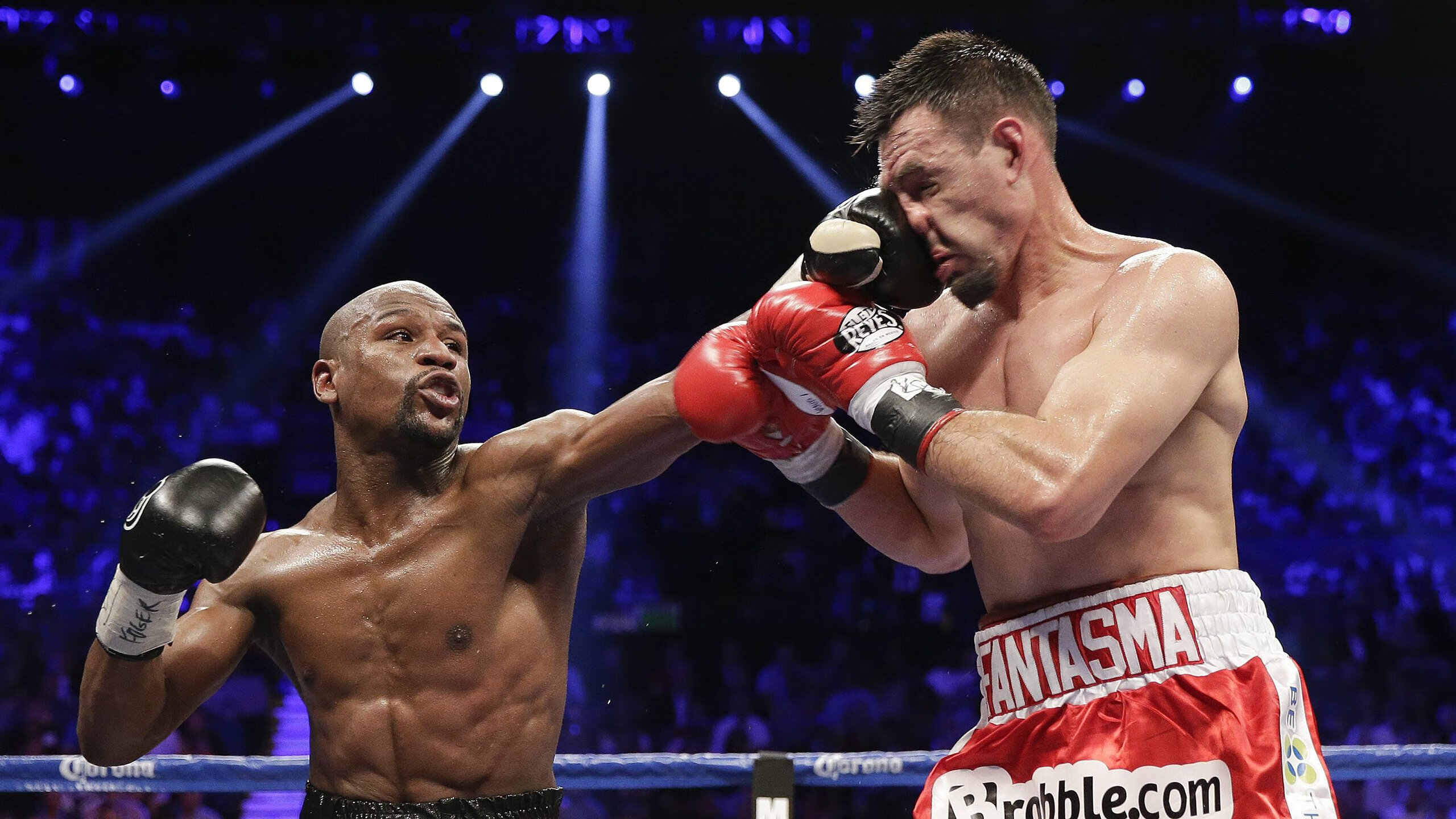 年度焦点之战,字母哥个人能力完全展现